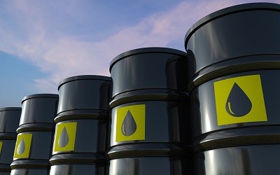 бочки с нефтью
